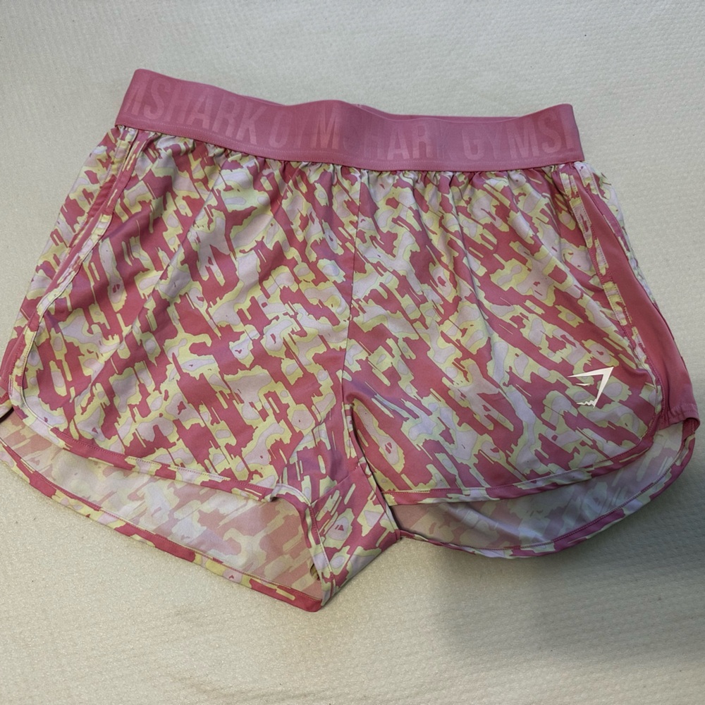 COPY - GYMSHARK training loose fit shorts